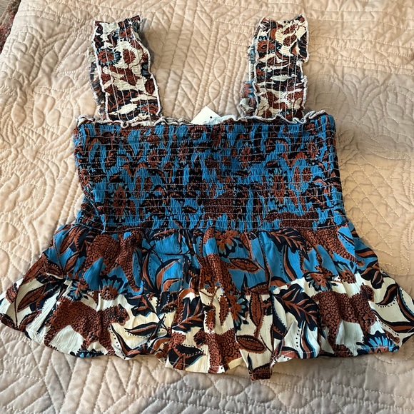 SOLD——Super cute Francesca’s top, Size 8 - Picture 3 of 9